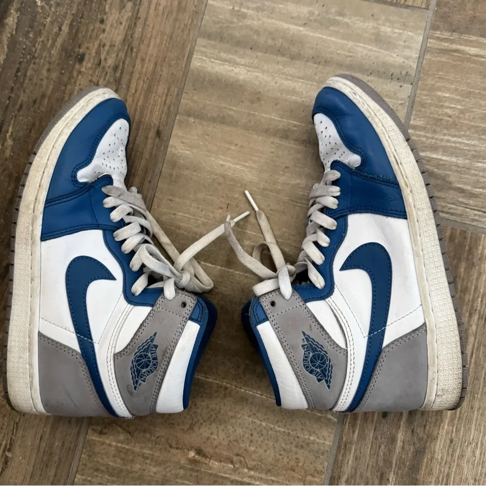 Jordan 1 Retro High OG size 7